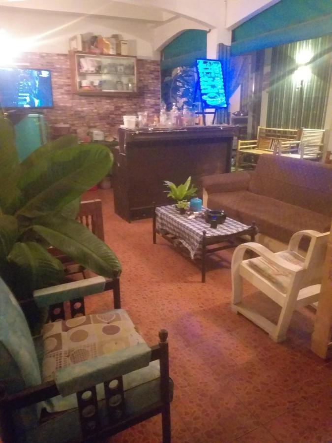 Srikrung Guesthouse Phra Nakhon Si Ayutthaya Buitenkant foto