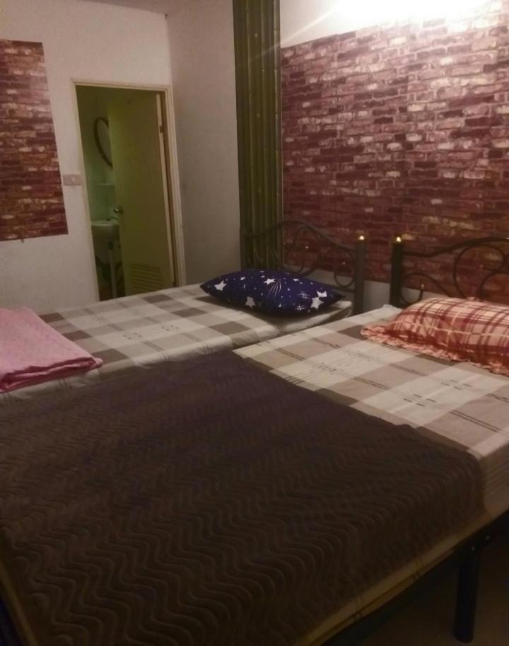 Srikrung Guesthouse Phra Nakhon Si Ayutthaya Kamer foto