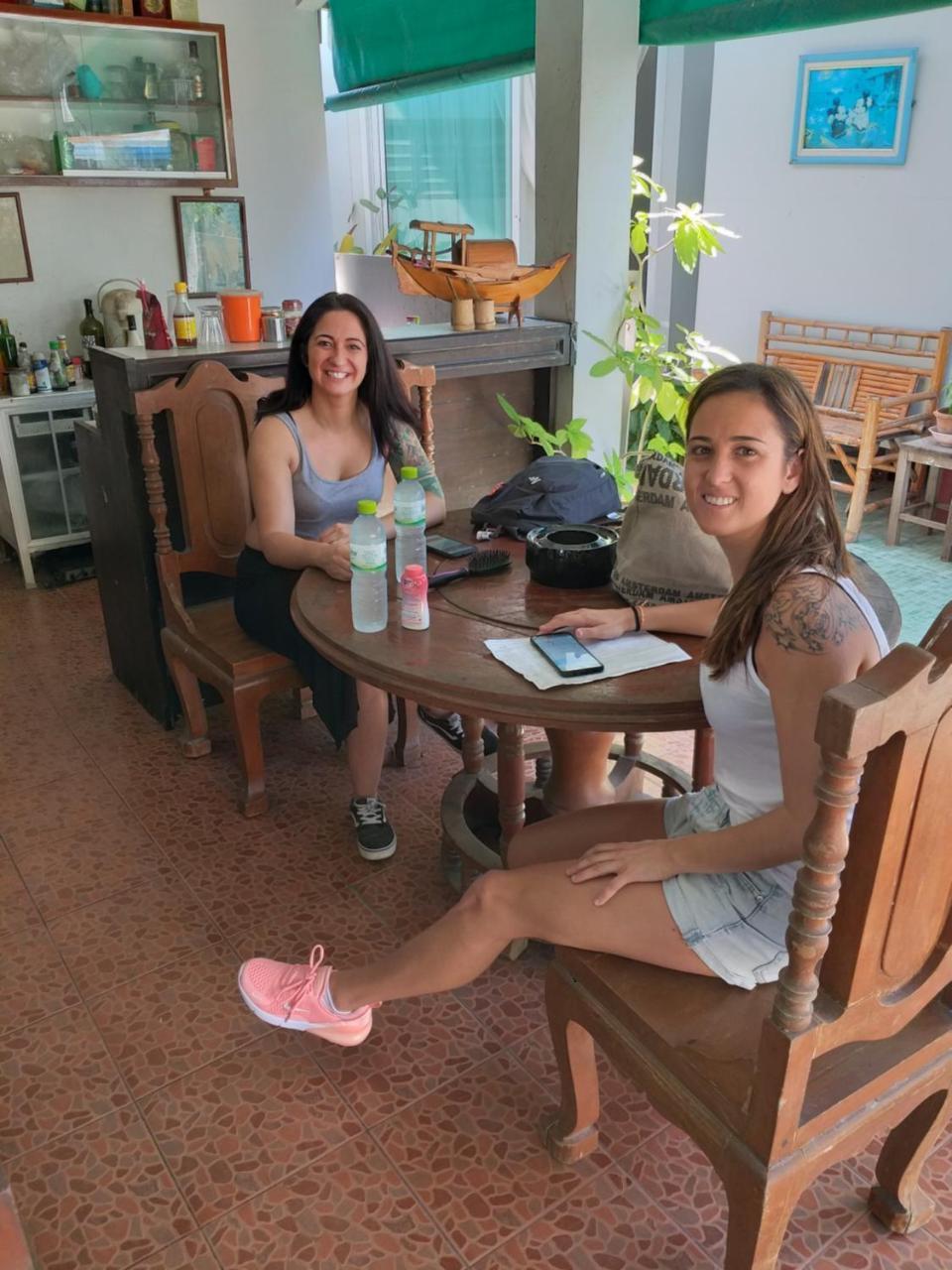 Srikrung Guesthouse Phra Nakhon Si Ayutthaya Buitenkant foto